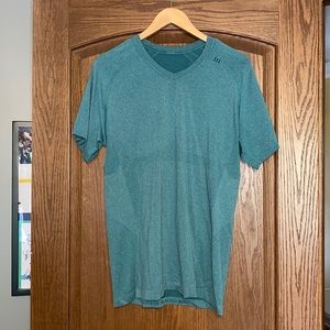 Lululemon metal vent tech short sleeve